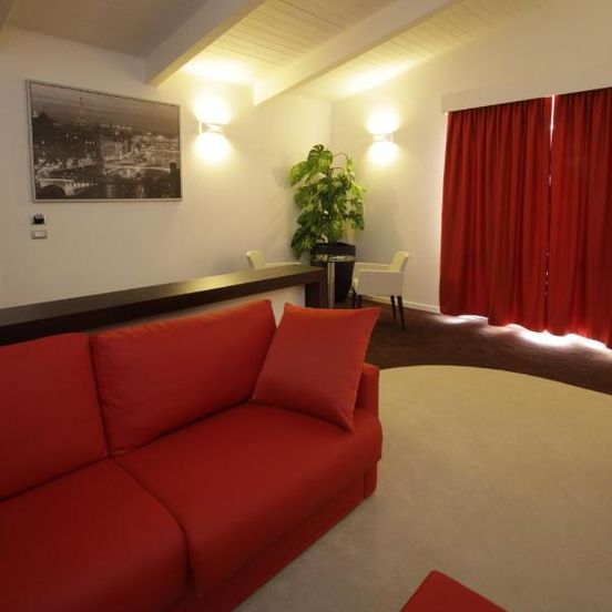 Hotel Paradise Airport image 1