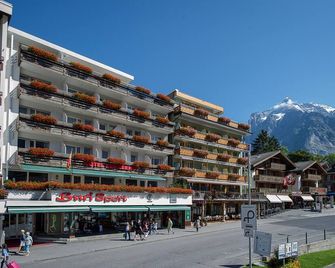 Hotel Bernerhof Grindelwald - Grindelwald - Gebäude