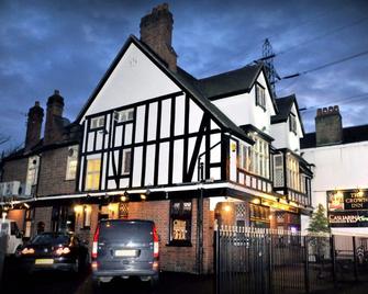 Casuarina Tree - Mitcham - Building