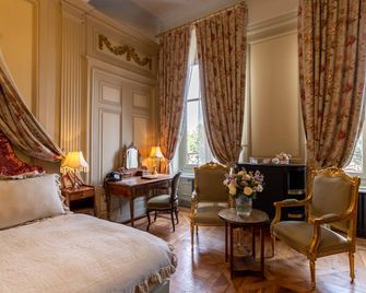 بايار بيلكور - ليون - غرفة نوم