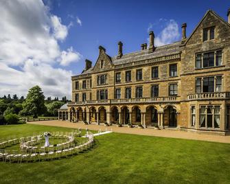 Mercure Warwickshire Walton Hall Hotel & Spa - Warwick - Building