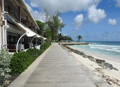 Modern Luxury Condo With Seaviews, Pool, Close To Beach, South Coast, Good Wifi - Hastings - Beach