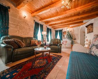 Zeus Cave Suites - Nevşehir - Oturma odası