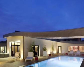 L'Aubinière - Saint-Ouen-les-Vignes - Piscina