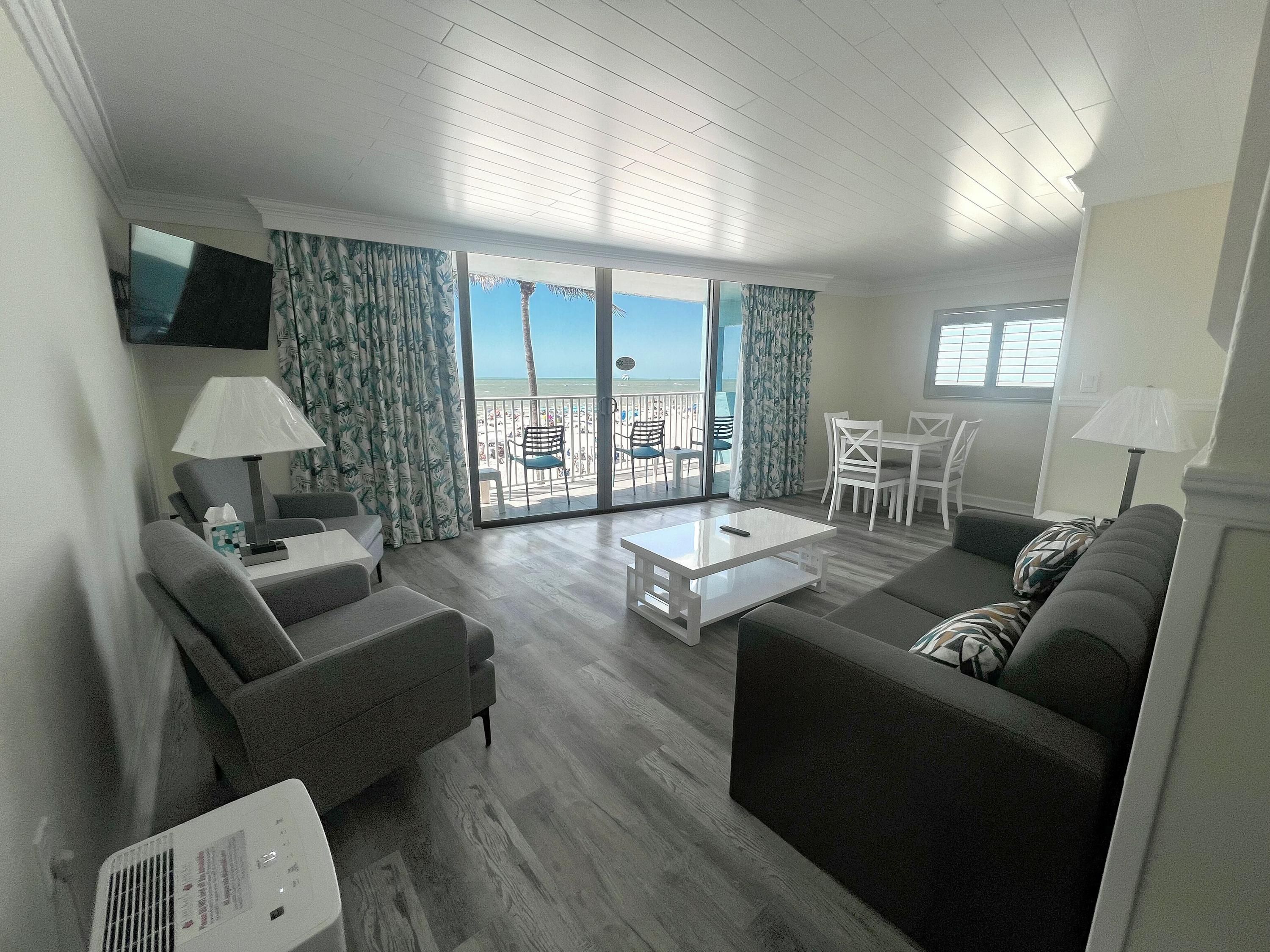 Lani Kai Island Resort from $125. Fort Myers Beach Hotel Deals