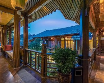 The Ritz-Man Boutique Inn Lijiang - Lijiang - Balcón