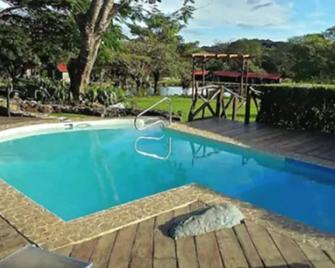 Hotel Rincon de la Vieja Lodge - Liberia - Piscina