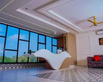 Fabhotel A Square - Bhīmavaram - Hall d’entrée