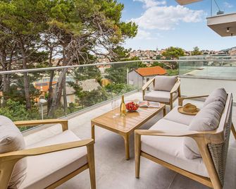 Stunning Apartment In Mali Losinj - Mali Lošinj - Balkon