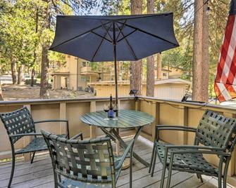 1 Mi to Beach Incline Village Condo with Rafts! - Incline Village - Patio