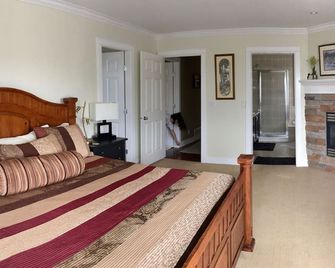 Fabulous 3 bedroom ocean view! Available January 2025 winter/spring booking - White Rock - Спальня