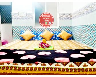 Goroomgo Pranab Sadan Near Golden Beach Swargadwar Puri - Puri - Slaapkamer