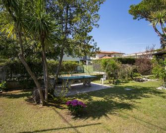 Hotel Villa Giada - Marina di Massa - Terasa
