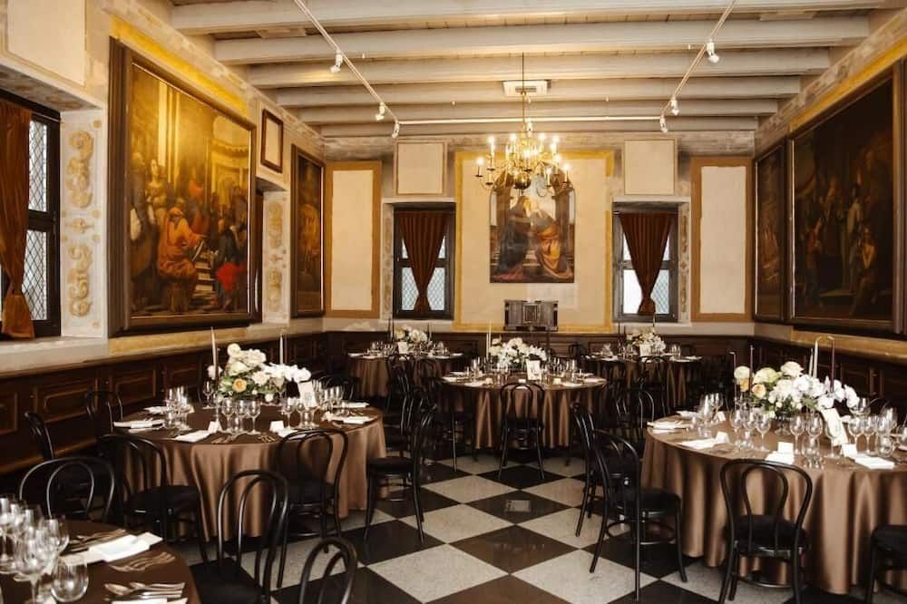 هوتل مونتي باتشيز