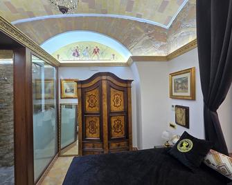The Etrurian Rapsody - Roma - Camera da letto