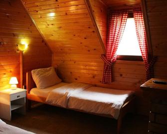 Camp Hotel Lake Views - Plav - Bedroom