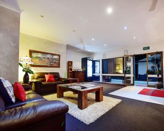 Comfort Inn Premier - Coffs Harbour - Ruang tamu