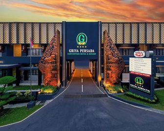 Griya Persada Convention Hotel & Resort Kaliurang - Pakem - Gebouw