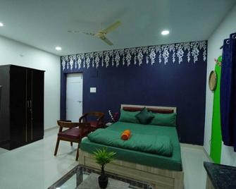 1RK serviced apartment in Hyderabad - Hyderabad - Bedroom