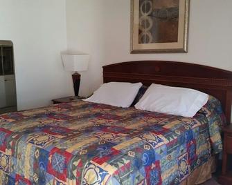 Cottonwood Cottages - Basin - Bedroom