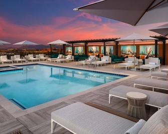 Canopy by Hilton Scottsdale Old Town - Scottsdale - Uima-allas
