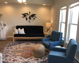 Cozy Downtown Apartment - Argyle - Salon