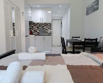City O-Central - Athens - Bedroom