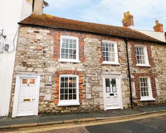 Tovah - Yarmouth - Edificio