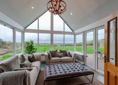 Four Winds,Kinsale Town,Exquisite holiday homes,sleeps 26 - Kinsale - Wohnzimmer