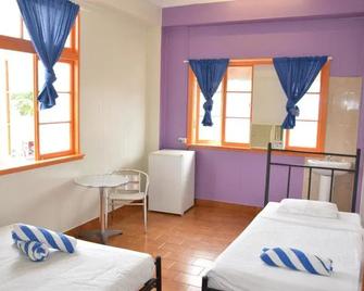 Caravella Central - Cairns - Bedroom