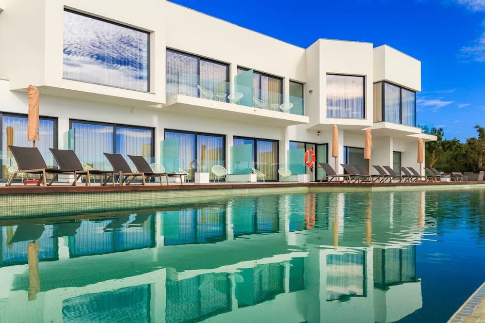 Enigma - Nature & Water Hotel