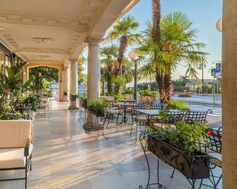 Hotel Palace Bellevue - Liburnia - Opatija - Patio