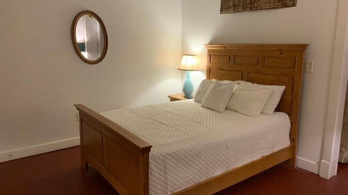 Historic Whiting Hotel Suites