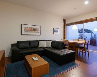 Apartamentos West End - Guadalajara - Sala de estar