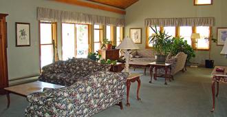 Ferringway Resort Condominiums - Durango - Living room
