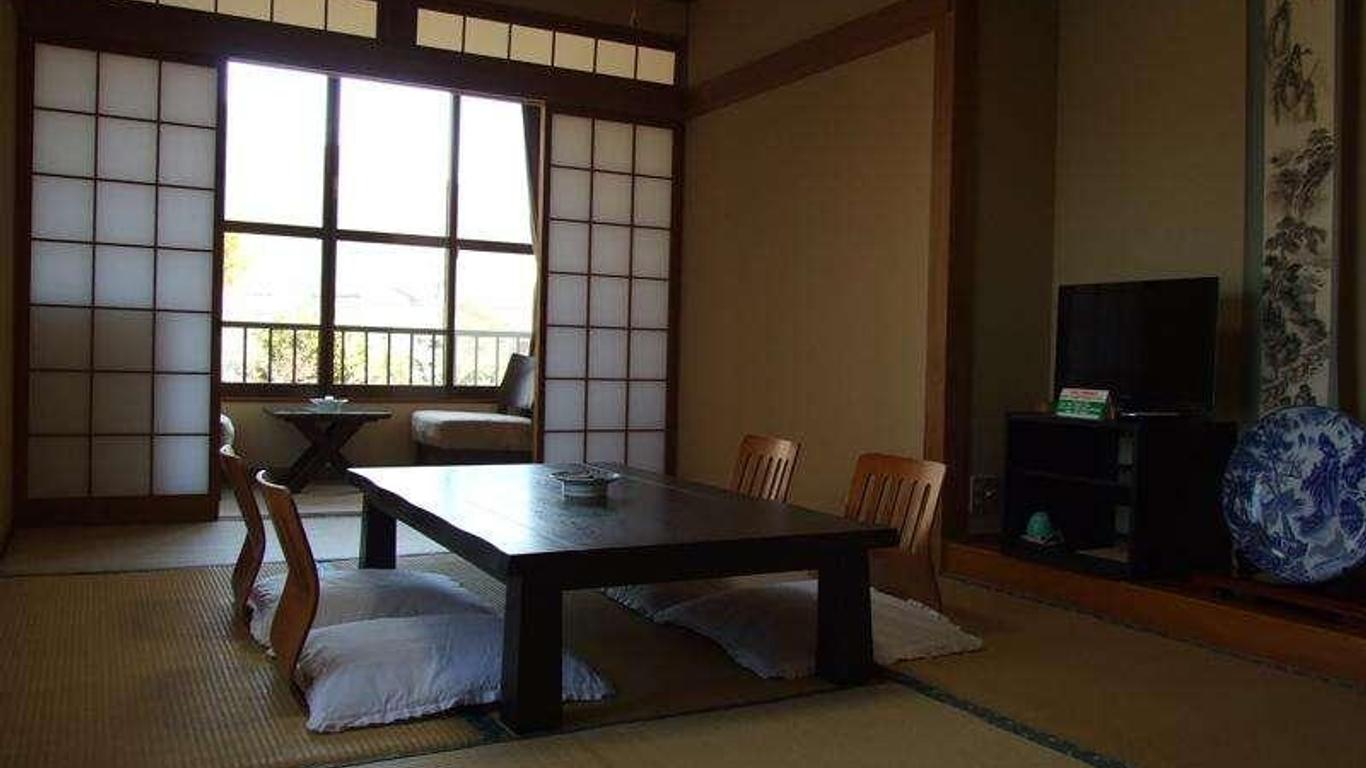 Ryokan Tatsumi