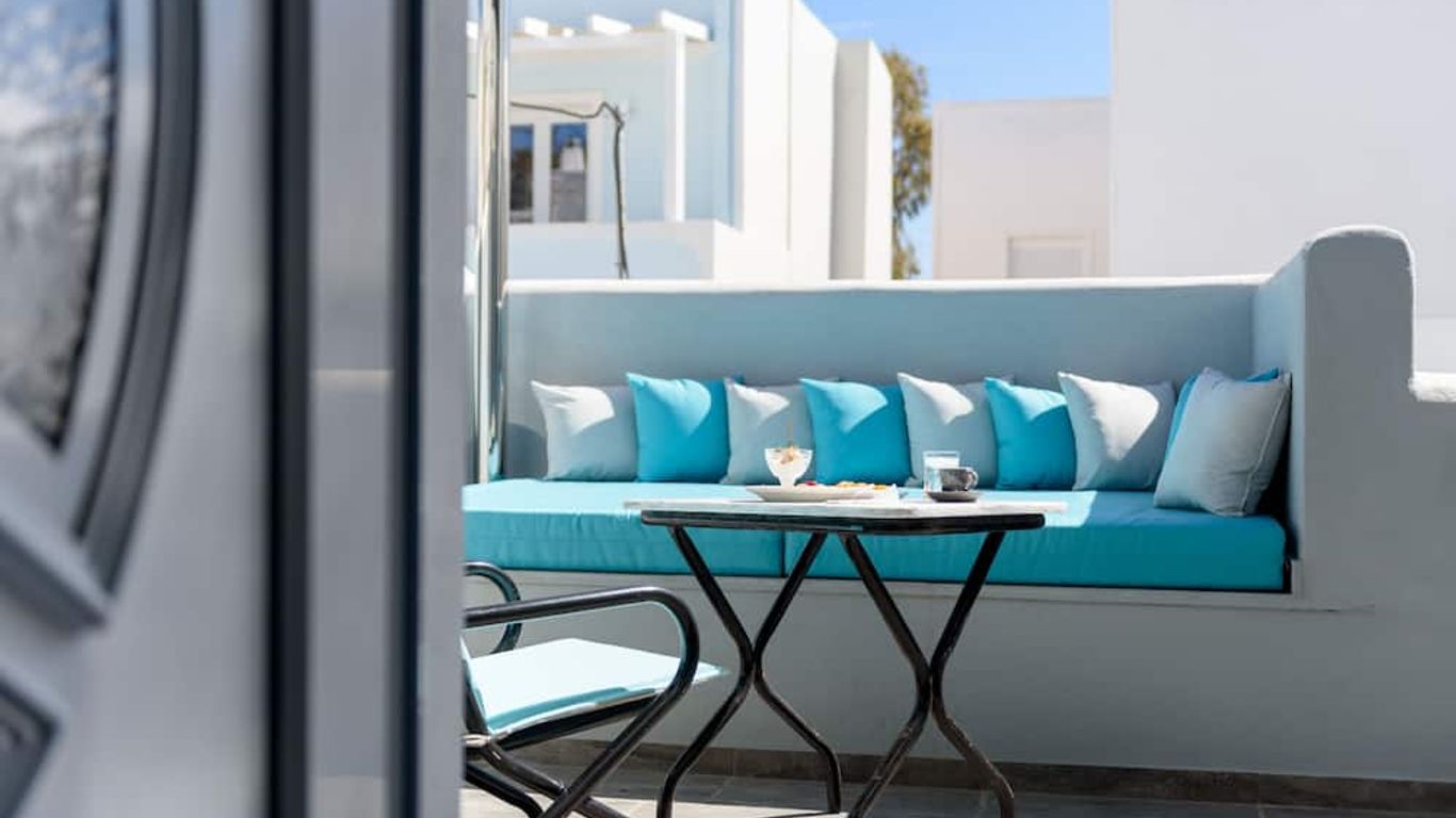Oasis Suites Fira