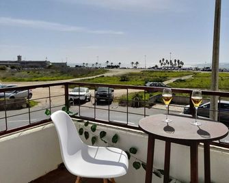 Carcavelos Surf Beach House - Carcavelos - Балкон