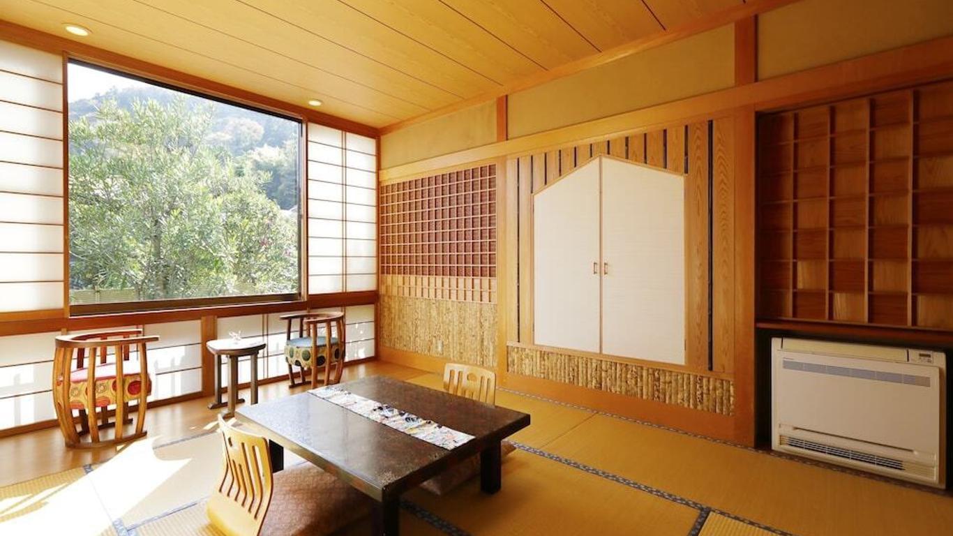 هاكوني هوغيراداي أونسن سانسويسو