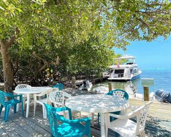Coconut Cove Resort and Marina - Islamorada - Hàng hiên