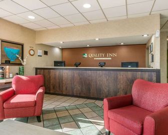 Quality Inn Manchester Near Arnold Afb - Manchester - Rezeption