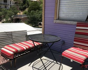 Casa Taormina: Views! Rare private parking. Bkfst fixings, long stay discounts! - Бісбі - Балкон