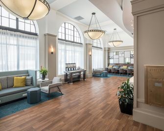 Hampton Inn & Suites Atlanta-Downtown - Atlanta - Recepción