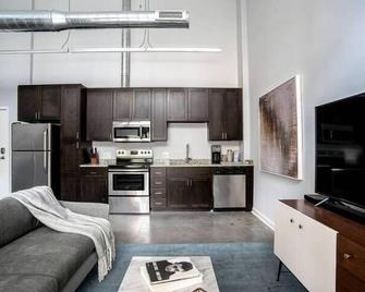 CozySuites at Artistry Indy - Indianapolis - Cuina