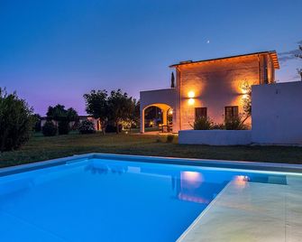 Villa with swimming pool, surrounded by countryside, only 800m from the beach - Capalbio - Pool