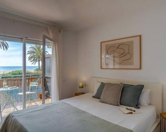 Wonderful beachfront apartment/beach view balcony - Barcelona - Soveværelse