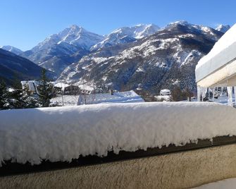 Jouvenceaux - next to chair lift - Sauze d'Oulx - Balcony