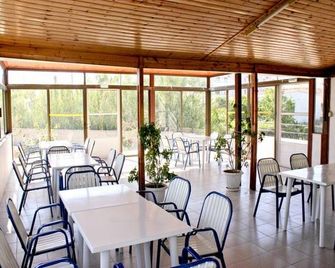 馬里塔吉阿尼旅館 - 法里拉基 - 餐廳