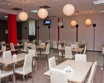 Grand City Hotel - Chita - Restaurant