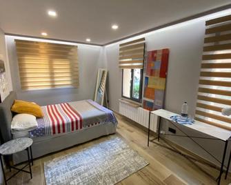 Tomas apartamentos Sagaro - Sant Feliu de Guíxols - Bedroom